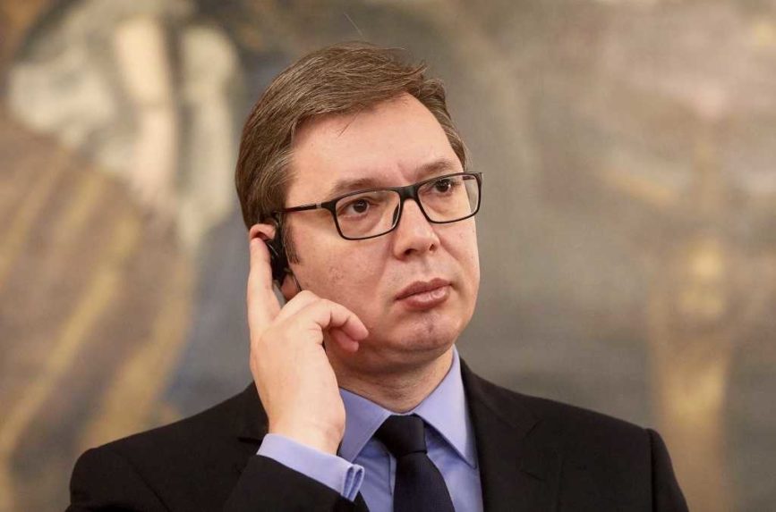 Srbsko odmieta uvaliť sankcie proti Rusku, vyhlásil prezident Vučič po telefonáte s Putinom