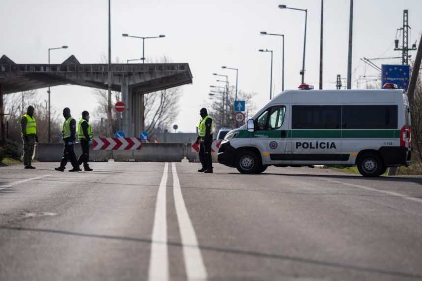 Maďarsko predĺži kontroly na hraniciach do konca októbra