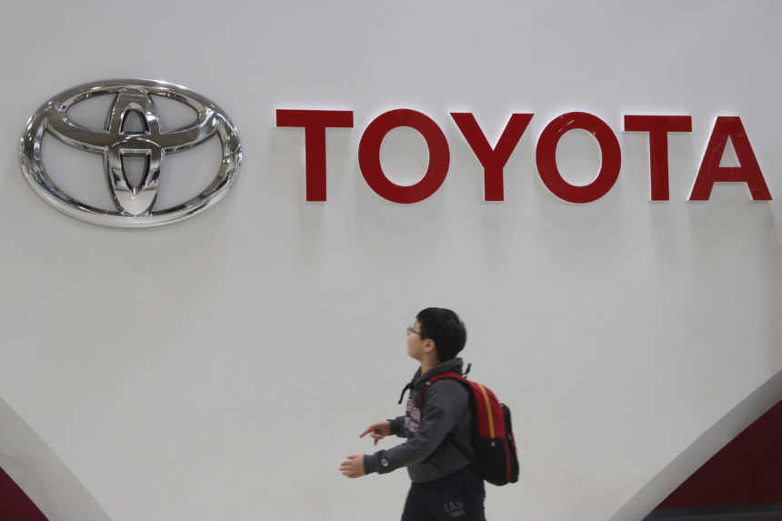 Toyota a Nissan budú od Británie požadovať odškodné