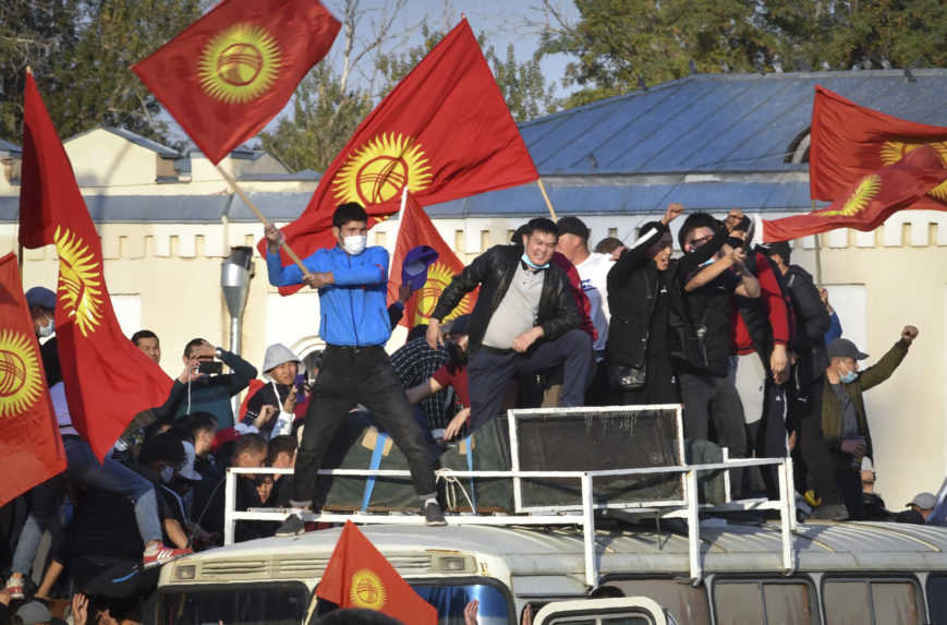 Kirgizský parlament opätovne zvolil Žaparova za premiéra