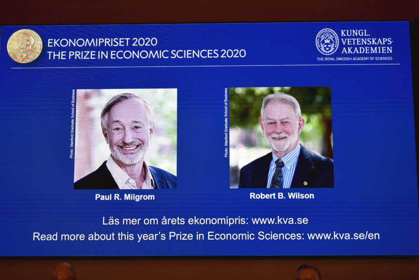 Nobelovu cenu za ekonómiu získali dvaja Američania