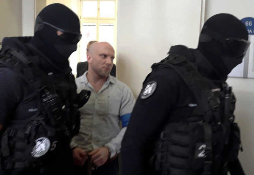 Prokurátor žiada väzenie na 25 rokov pre obžalovaných z vraždy Basternáka
