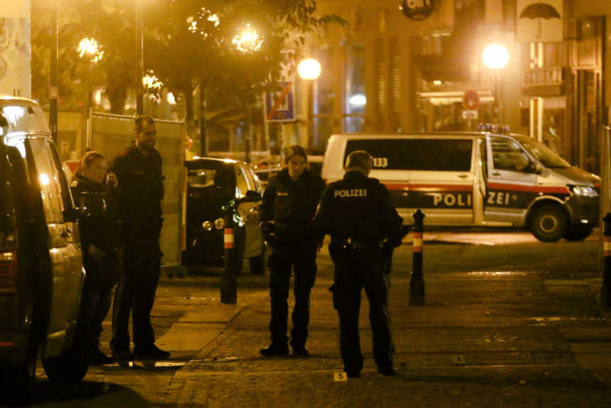 Útok vo Viedni spáchal stúpenec Islamského štátu, usmrtil štyroch ľudí