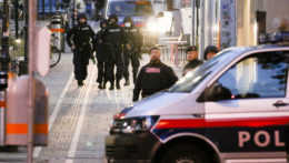 Politici reagujú na útok vo Viedni. „Teroristi nás nemôžu poraziť,“ vyhlásil Korčok