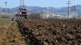 Poľnohospodári v tomto roku čerpali takmer 700 miliónov eur