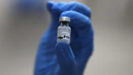 Európska komisia dala na odporúčanie EMA a schválila vakcínu