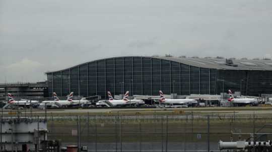 Najvyšší súd dal zelenú výstavbe tretej dráhy londýnskeho letiska Heathrow