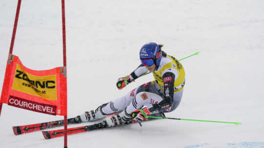 Vlhová nezasiahla do druhého kola, v obrovskom slalome triumfovala Shiffrinová