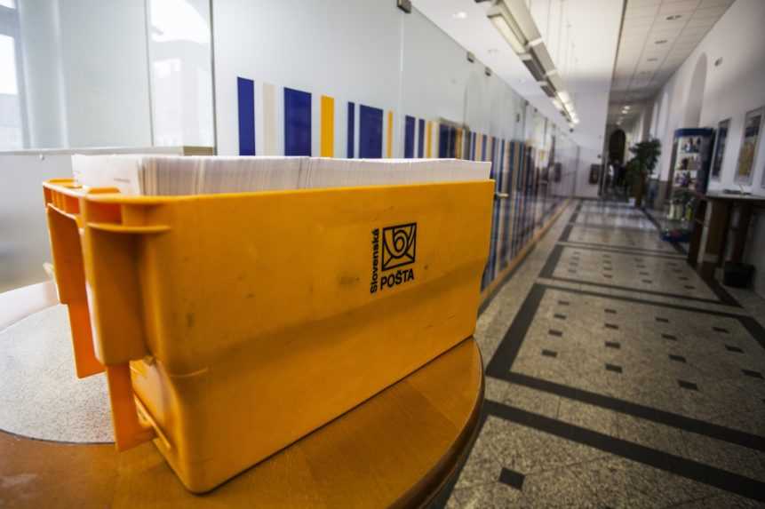 Pošta bude prepúšťať, zruší vyše 700 nadbytočných pracovných miest