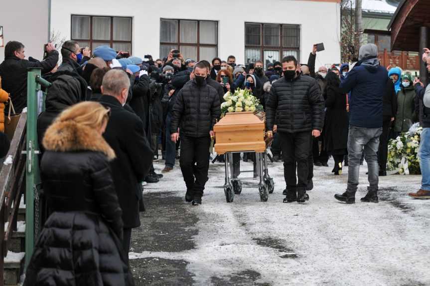 V Štrbe pochovali policajného exprezidenta Lučanského