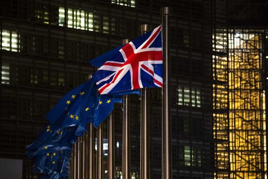 Británia odmieta udeliť povolenie diplomatickému zastúpeniu EÚ v Londýne