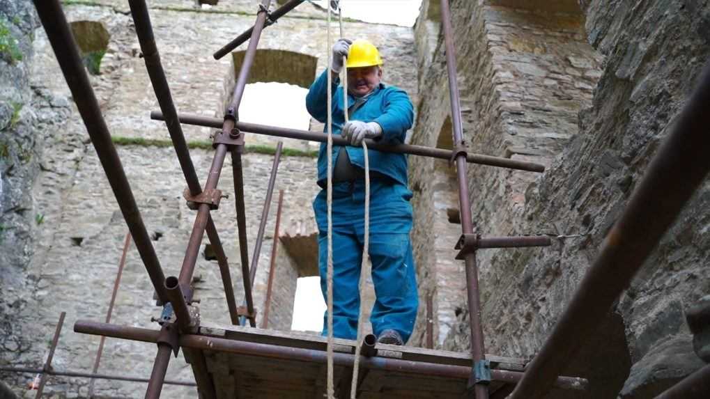 Ministerstvo kultúry hľadá možnosti, ako pokračovať v záchrane slovenských hradov