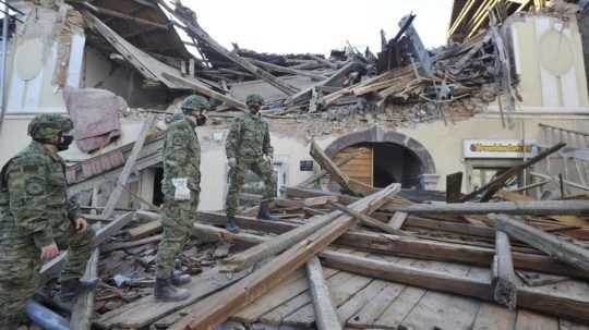 Po zemetrasení v Chorvátsku našli v domoch guľomety aj raketomet