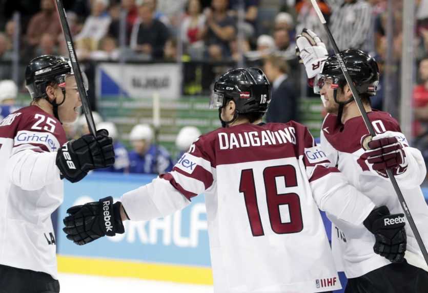 Hokejový šampionát len v Pobaltí? Pomocnú ruku Lotyšom núka Litva