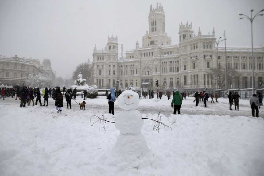 Madrid má za sebou polstoročný sneh, mesto sa zotavuje z kalamity