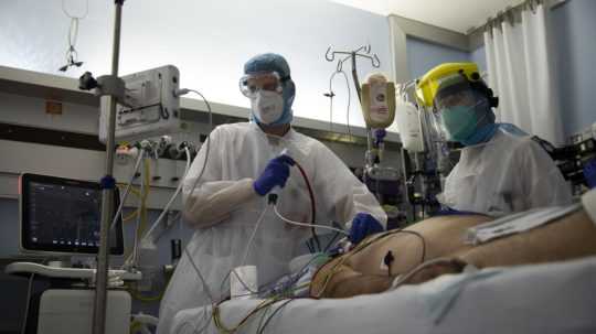 Ministerstvo zdravotníctva vyzýva lekárov, aby sa vrátili do ambulancií