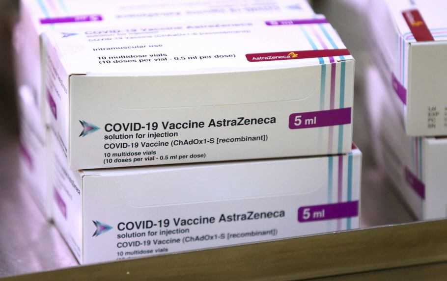 AstraZeneca zrušila rokovania s eurokomisiou, kde mala vysvetľovať nižšie dodávky vakcín
