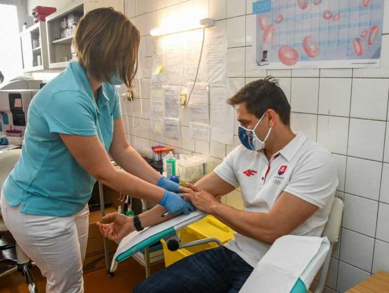 Ľudia sa pre pandémiu báli darovať krv, vlani počet odberov výrazne klesol