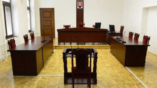Krajský súd v Prešove potvrdil trest profesorovi. Za zneužívanie dievčat dostal sedem rokov