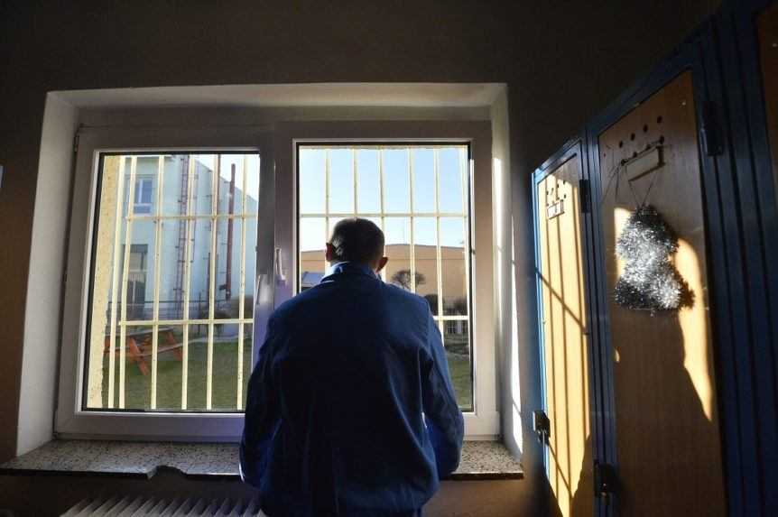 Koronavírus sa šíri aj v slovenských väzniciach