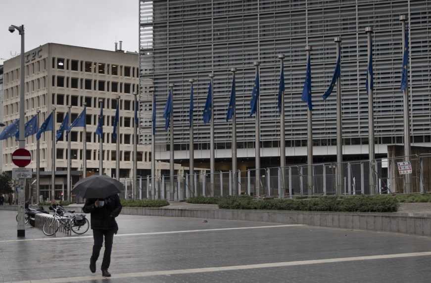 Európsky parlament schválil balík 672,5 miliardy eur na obnovu Európy po pandémii