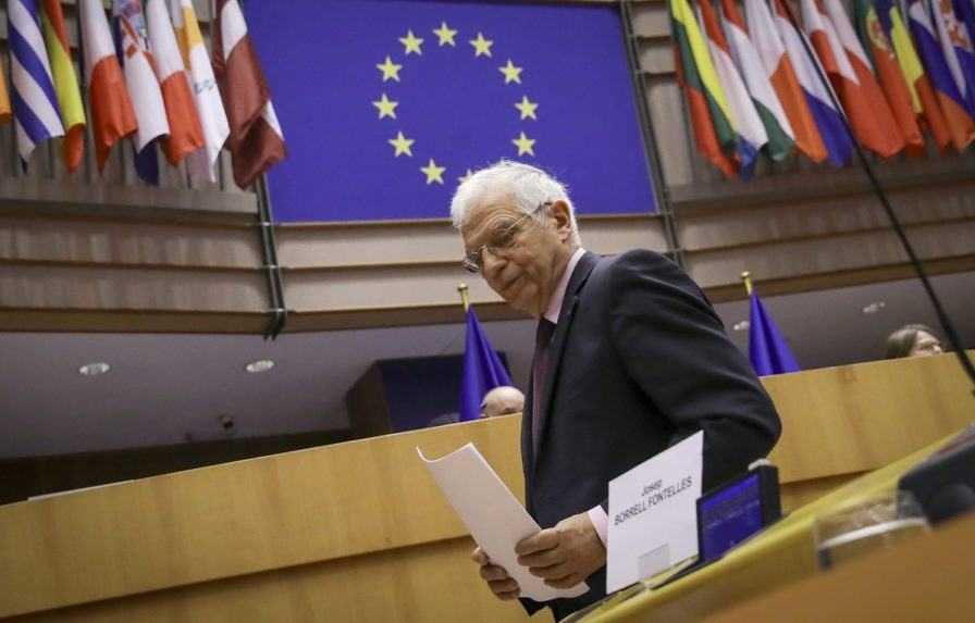 Šéf únijnej diplomacie Borrell navrhne, aby Brusel na Rusko uvalil sankcie