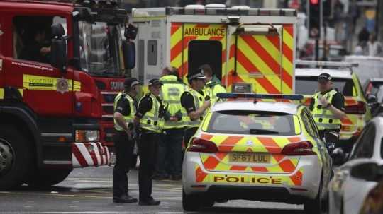 Po sérii útokov zomreli v Škótsku traja ľudia