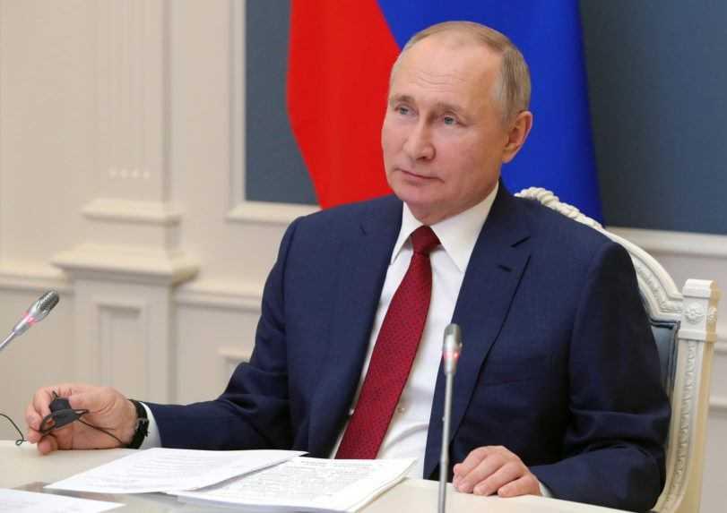 Nepripustíme žiaden úder proti ruskej suverenite, upozornil svet Putin