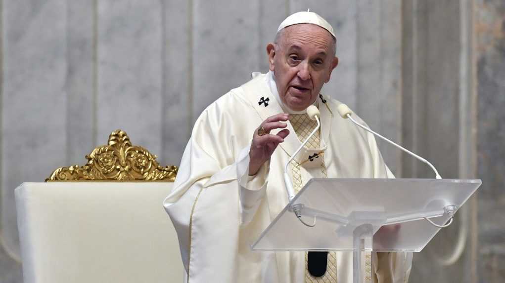 Pápež František znovu zaviedol obmedzenia latinskej omše