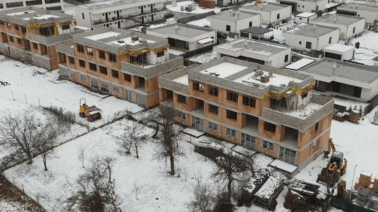 Na Liptove ponúkajú byty v domoch, ktoré postavili bez stavebného povolenia