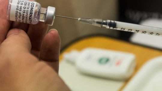 Ak to EMA odobrí, Slovensko začne s očkovaním detí nad 12 rokov