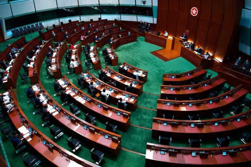 Čína schválila veľkú reformu volebného systému v Hongkongu