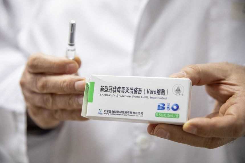 Zeman na Babišov podnet požiadal Čínu o vakcínu  Sinopharm