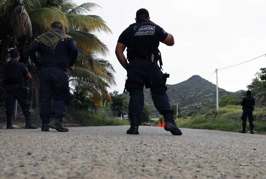 Po útoku gangu v Mexiku zomrelo najmenej 13 policajtov