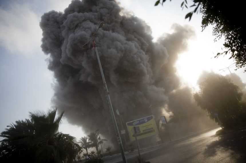 Juh Izraela krátko po odchode premiéra zasiahla raketa z pásma Gazy