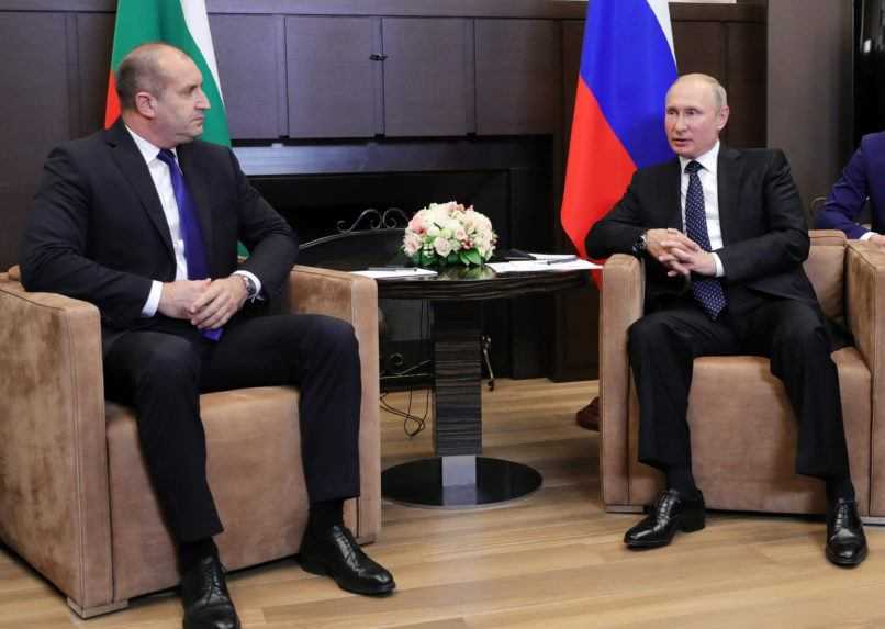 Bulharsko vyhostilo ruských diplomatov, Moskva hovorí o odvete