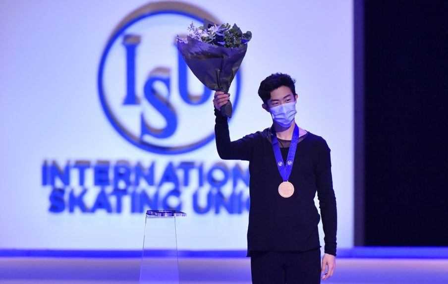 Titul majstra sveta v krasokorčuľovaní obhájil Američan Chen