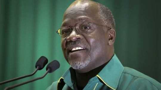 Tvrdil, že jeho krajina pandémiu porazila. Umrel prezident Tanzánie Magufuli
