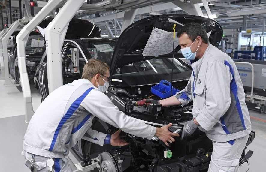 Slovensko má záujem o investíciu Volkswagenu v oblasti elektromobility