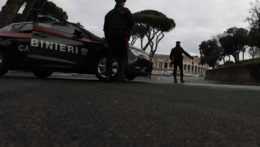Talianskej polícii sa podarilo rozbiť medzinárodnú sieť obchodníkov s drogami