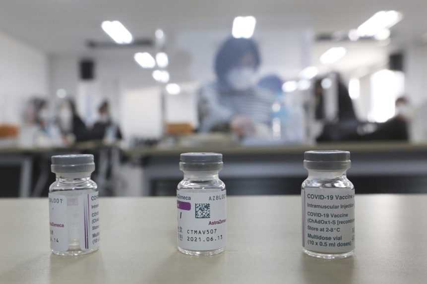 Vakcíny od AstraZenecy meškajú, Taliansko jej preto zablokovalo vývoz do Austrálie