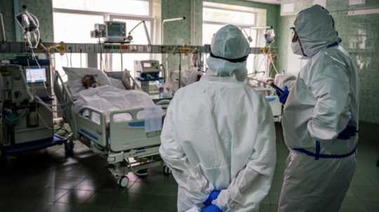 nemocnica lekári pacienti