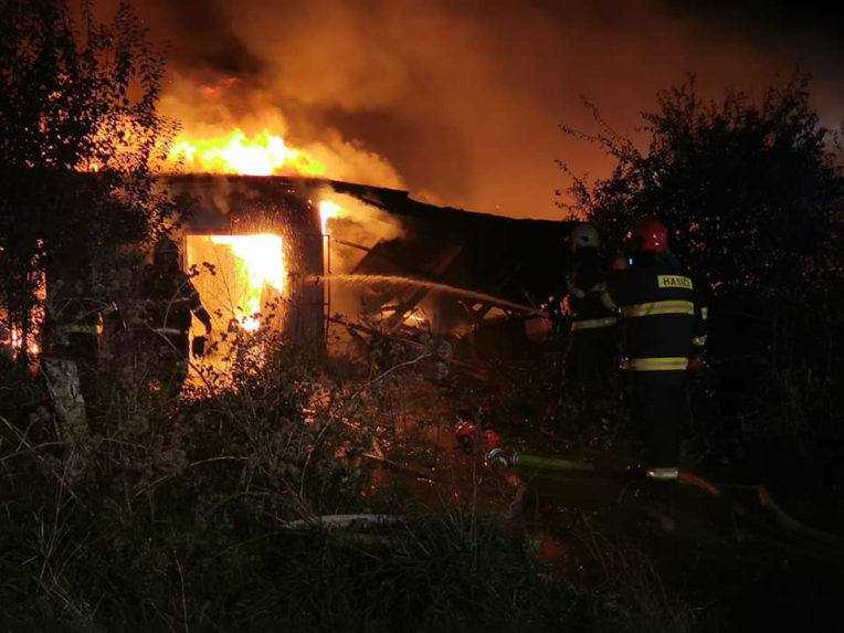 Požiar v rómskej osade pri Sabinove si vyžiadal dve obete