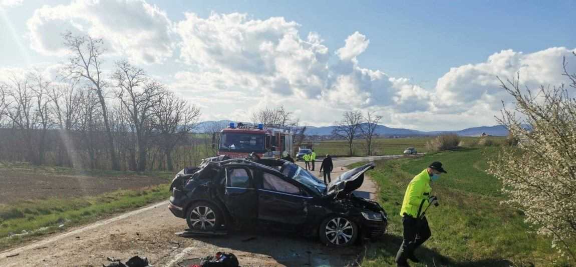 Dopravná nehoda pri Pezinku si vyžiadala dva ľudské životy