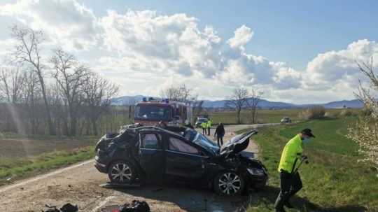 Dopravná nehoda pri Pezinku si vyžiadala dva ľudské životy