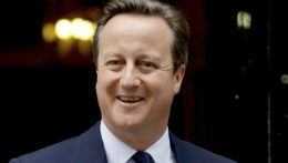 Bývalý britský premiér Cameron bude čeliť oficiálnemu vyšetrovaniu