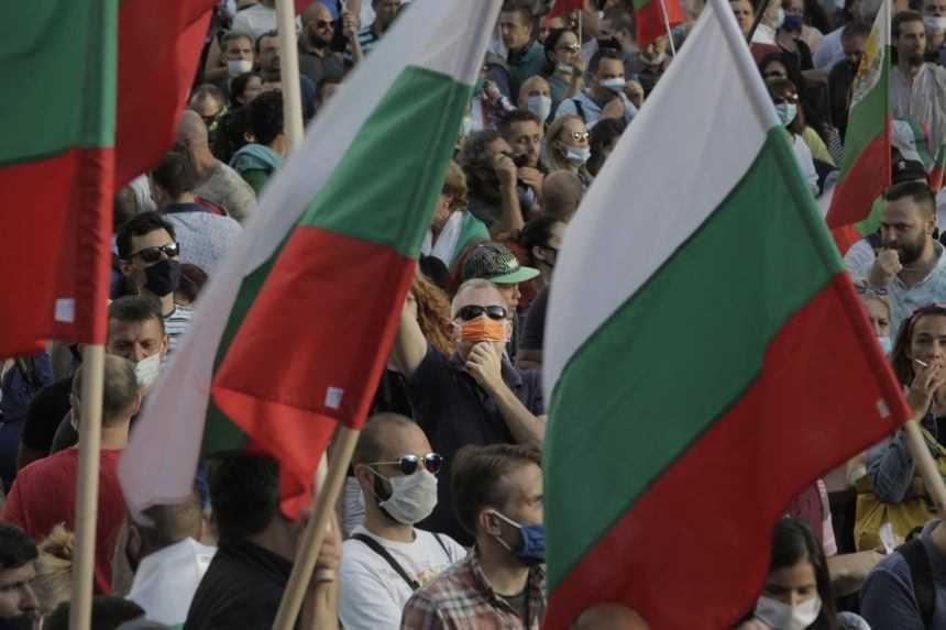Bulharsko vyhostilo ruského diplomata pre výbuchy muničných skladov
