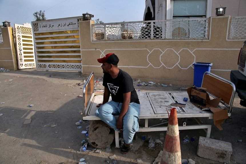Bagdadskú nemocnicu pre covidových pacientov zachvátil požiar, 82 ľudí zomrelo