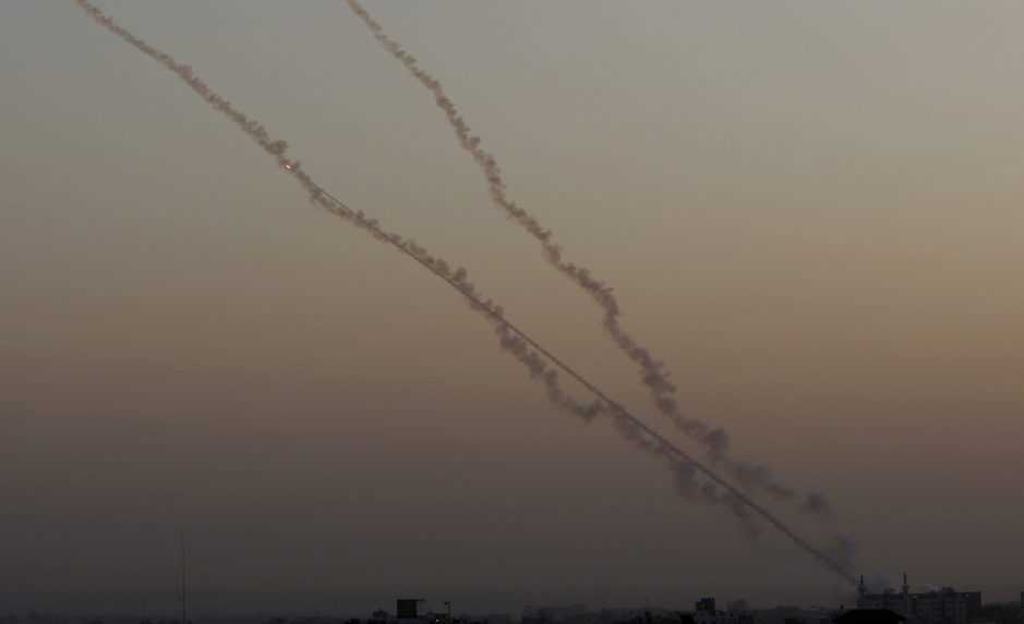 Izrael po raketových útokoch bombardoval ciele v pásme Gazy