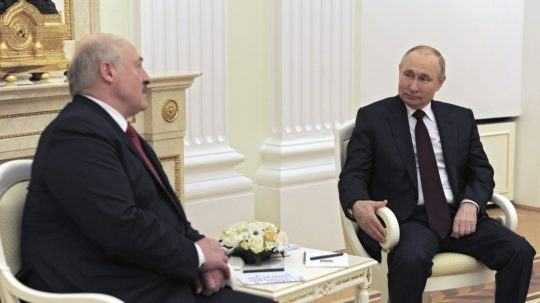 Lukašenko sa stretol s Putinom, opozícia sa obáva o suverenitu Bieloruska
